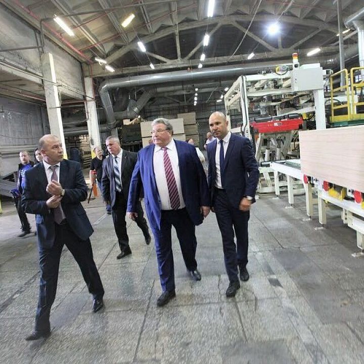 The Visit of the Head of Mordovia to Plyterra Group